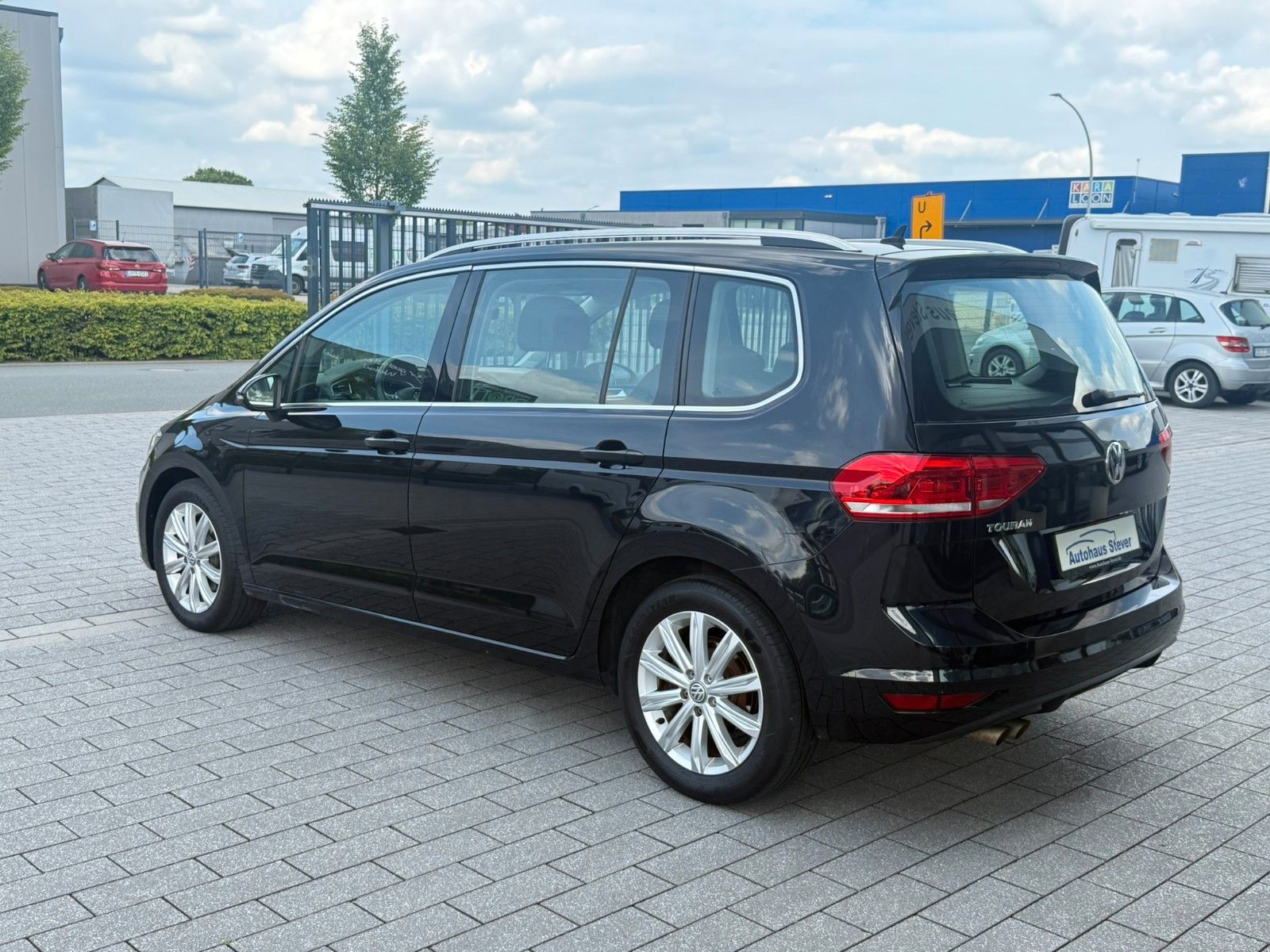 Fahrzeugabbildung Volkswagen Touran Highline BMT/Start-Stopp