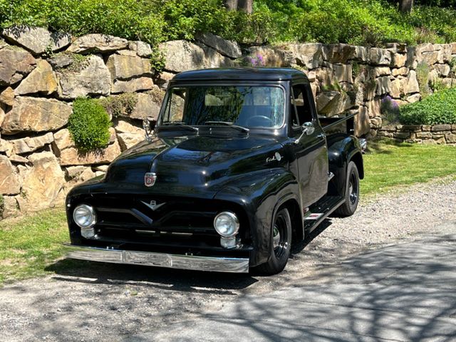Ford 1955er Pickup neu aufgebaut, jetzt mit TÜV und H