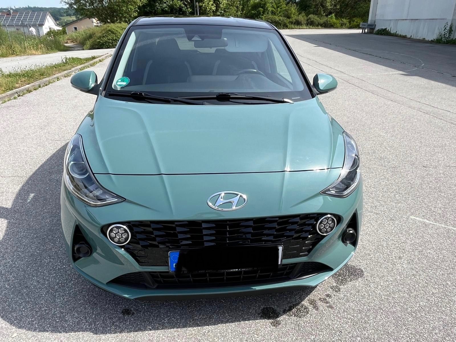 HYUNDAI i10