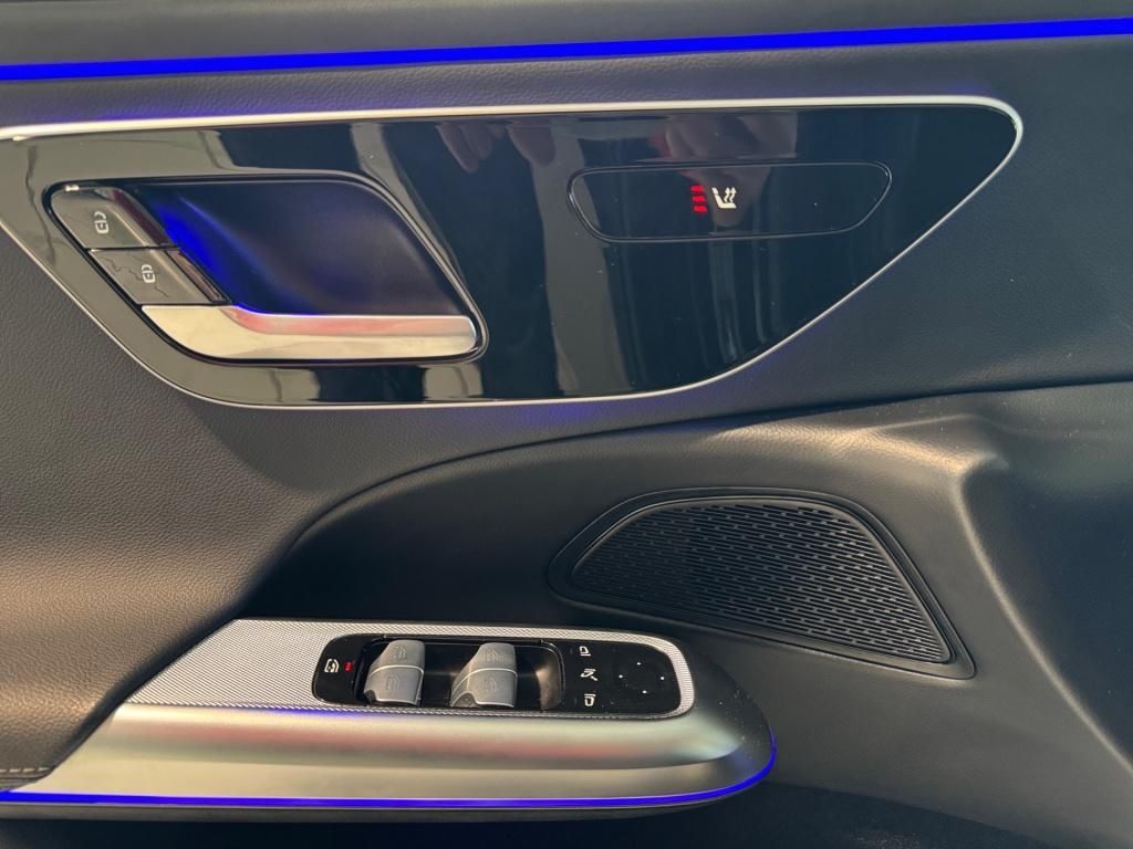 Fahrzeugabbildung Mercedes-Benz E 220 d T AMG AHK MBUX LED KeyLess SHZ Ambiente