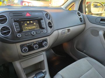 Volkswagen Golf - 12