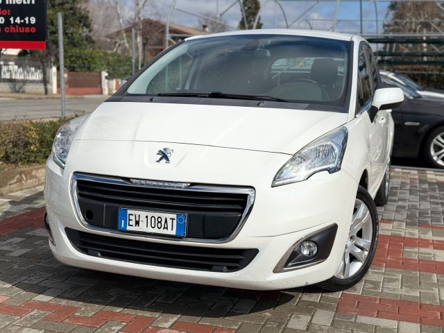 Peugeot 5008 1.6 HDi 115CV Active 7 POSTI