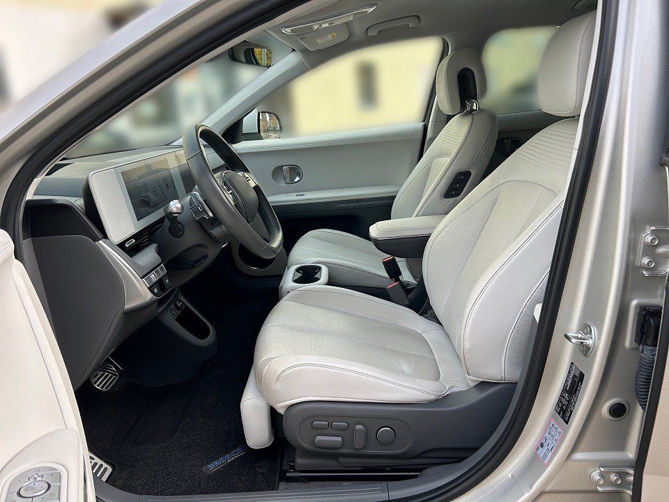 Fahrzeugabbildung Hyundai IONIQ 5 4WD 72kWh UNIQ VOLL SOLARDACH+RELAX+20A