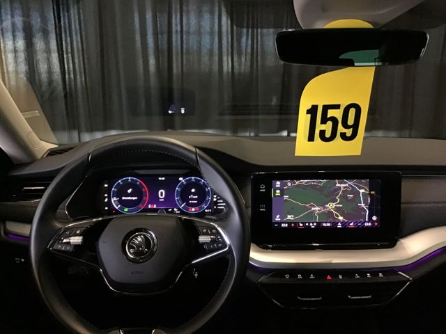 Fahrzeugabbildung Skoda Octavia Style 2.0 TDI Combi DSG/NAVI/ACC/HUD/LED
