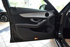 MERCEDES-BENZ C 200 T~Navi~9G-Automatik~Standhzg~LED~Teilleder