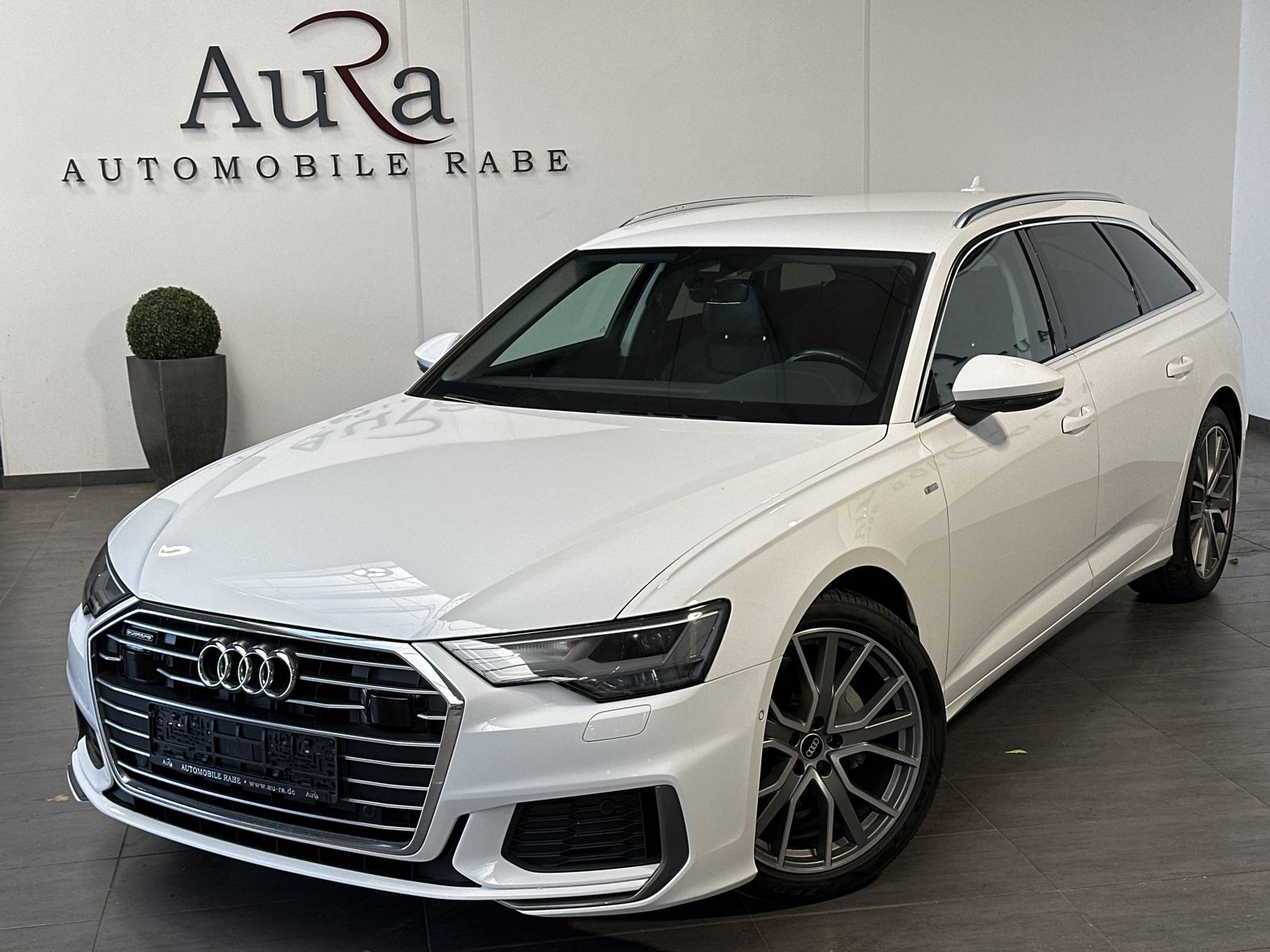Fahrzeugabbildung Audi A6 Avant 40 TDI Quattro S-Line NAV+LED+ACC+20ZO
