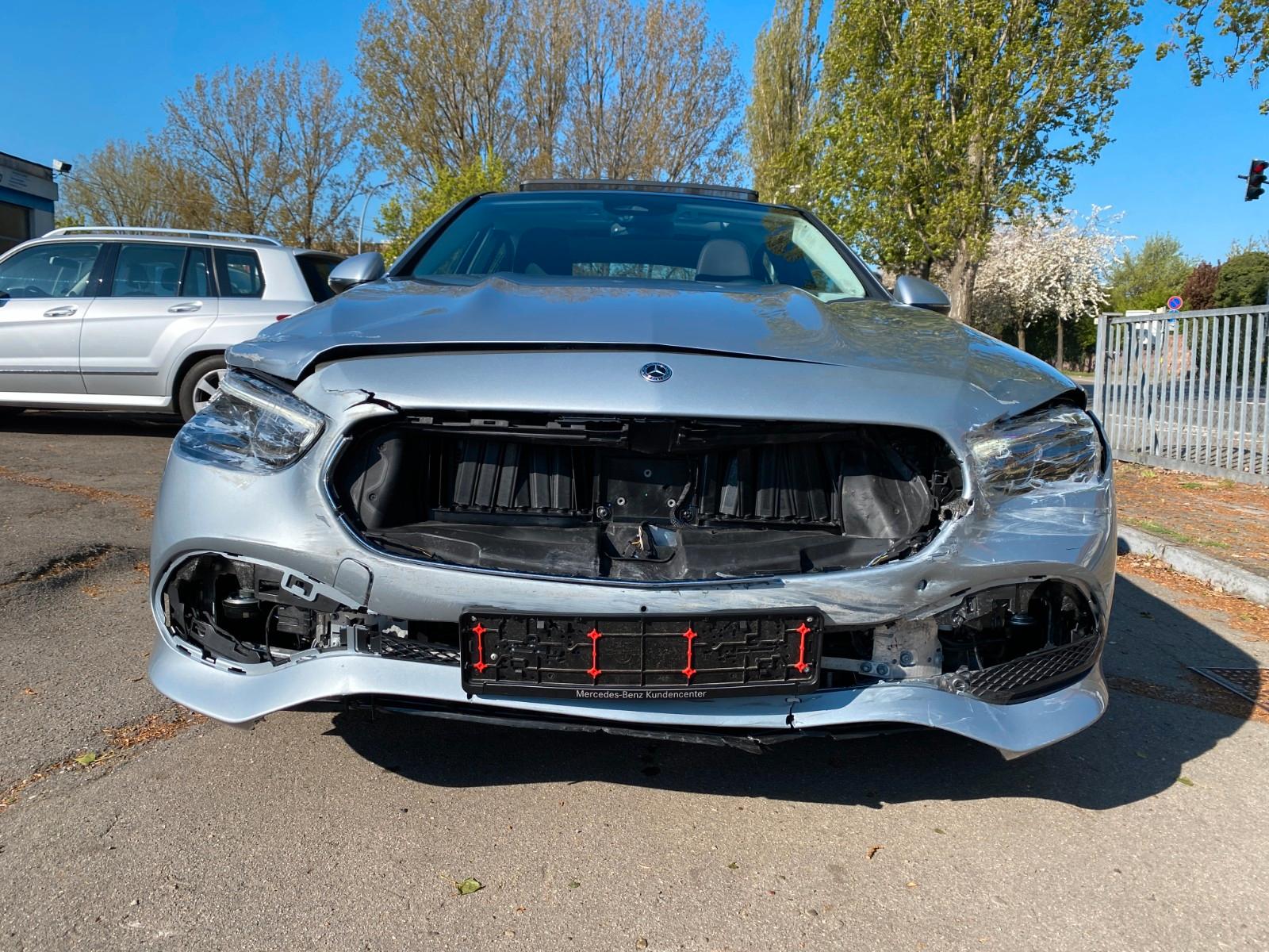 Mercedes-Benz C 300 e *Avantgarde Advanced+/Pano/Memory/Totw*