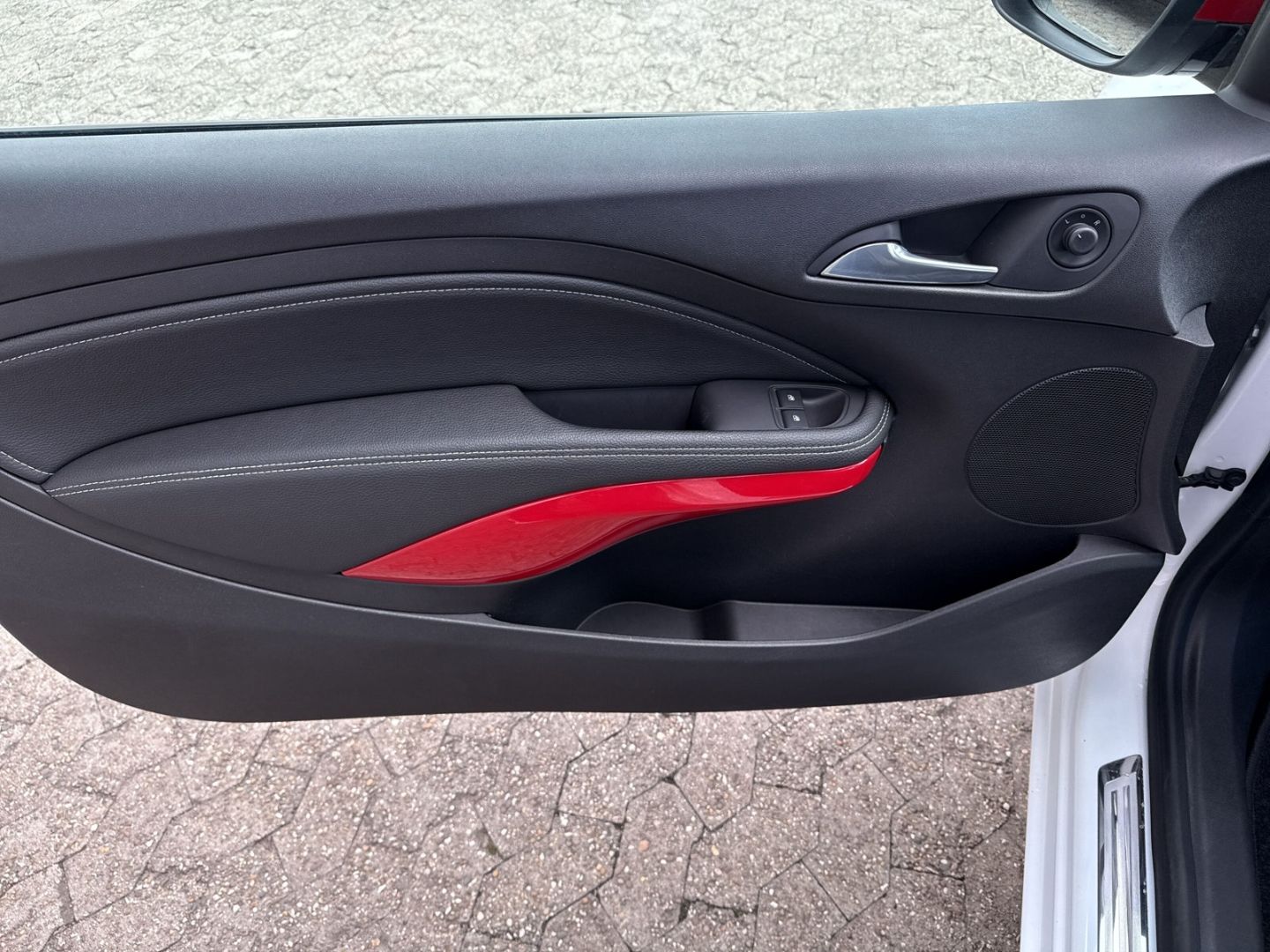 Fahrzeugabbildung Opel Adam Unlimited 1.4 Klimaautom SHZ LenkradHZG Tem