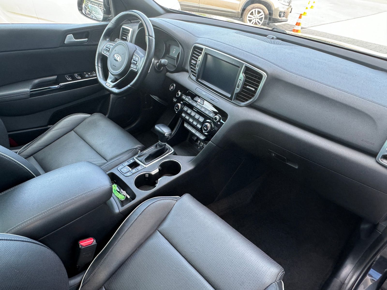 Fahrzeugabbildung Kia Sportage GT-Line 4WD,Navi,Leder,Sitzh,Kamera v+h