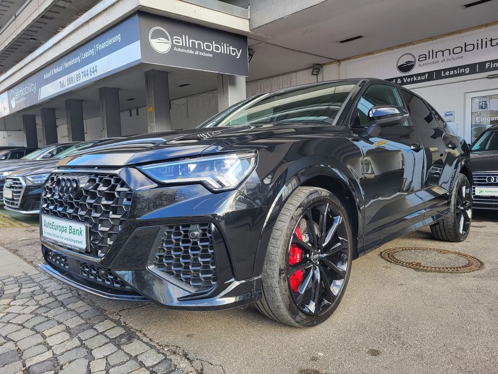 Audi RSQ3