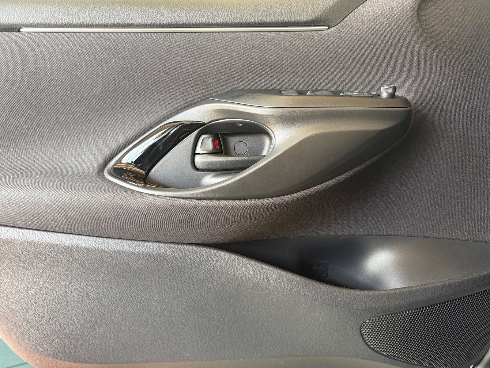 Fahrzeugabbildung Toyota Yaris 1.5 Teamplayer Kamera,LED,ACC,PDC