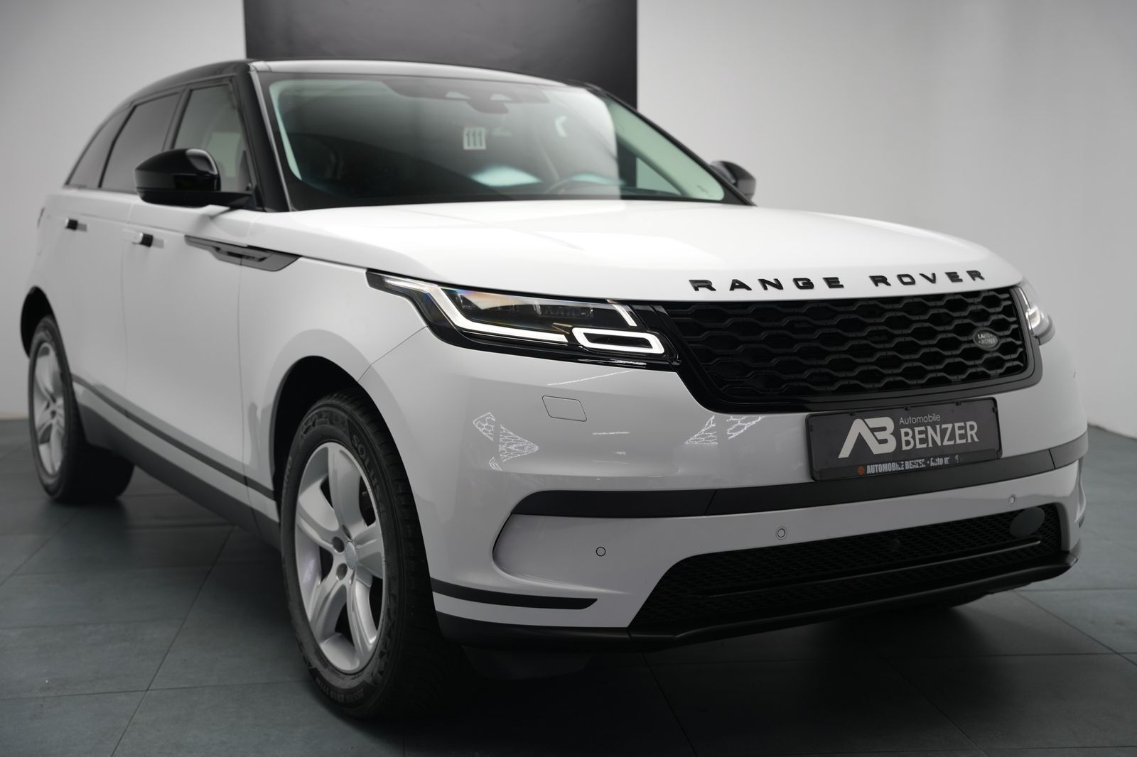 Fahrzeugabbildung Land Rover Range Rover Velar Kamera*Head-UP*Matrix*CarPlay