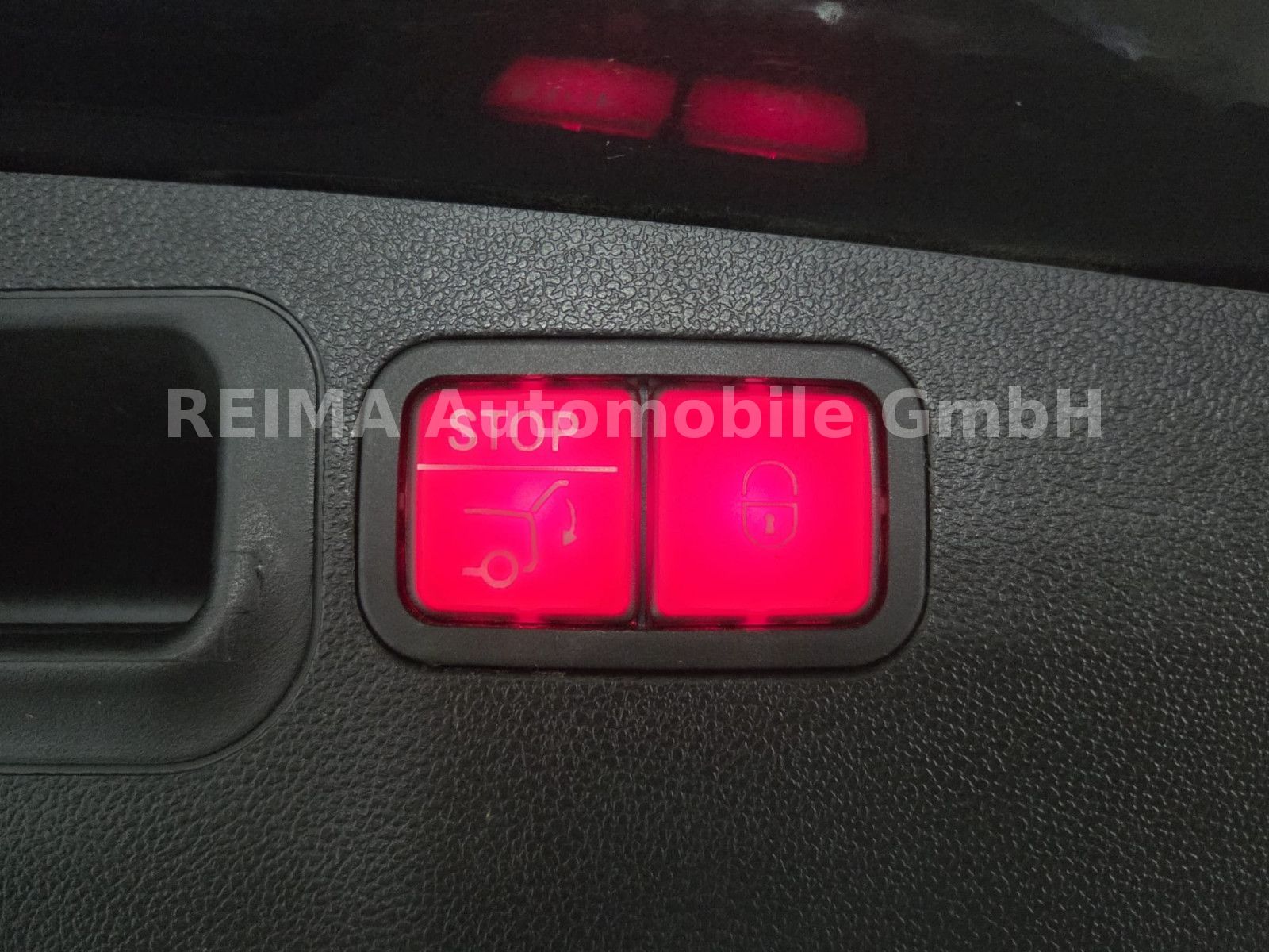 Fahrzeugabbildung Mercedes-Benz GL 350 BlueTec 4Matic, 7 Sitzer, Leder, AHK