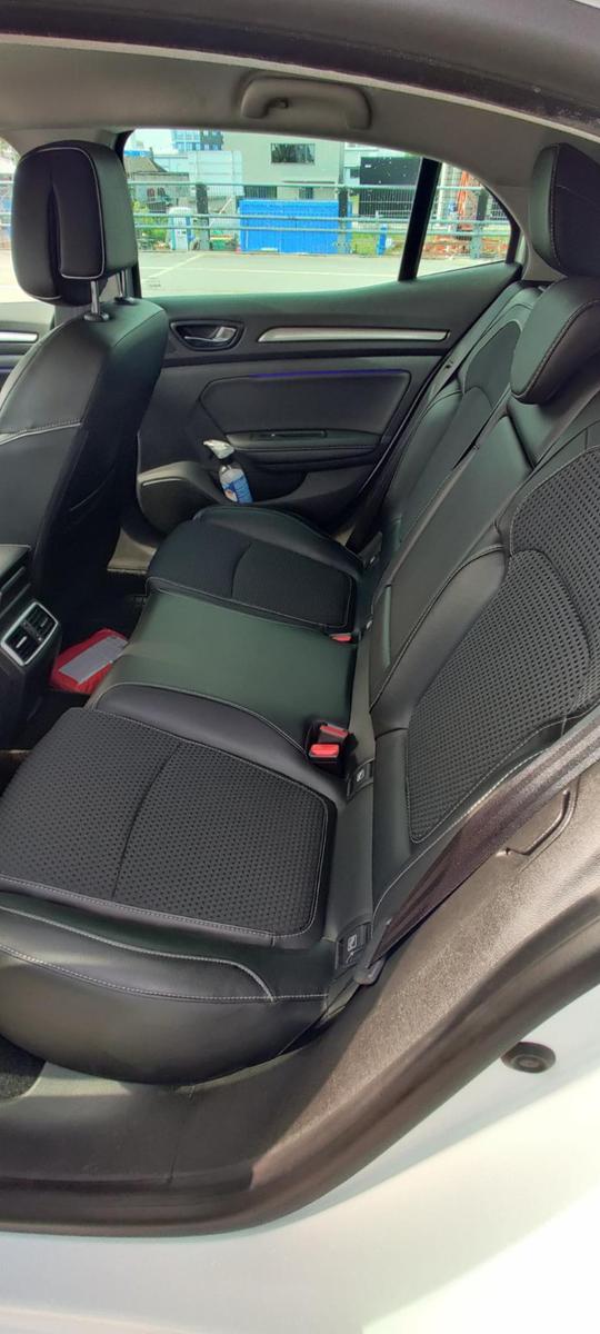 Renault Megane ENERGY TCe 130 Bose Edition Bose Edition