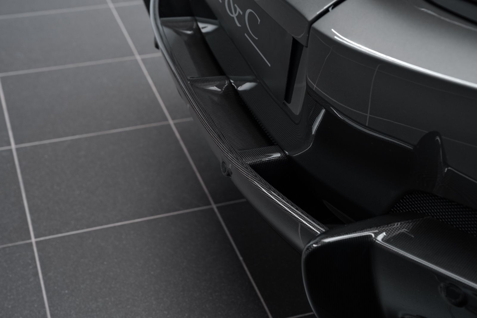 Fahrzeugabbildung Ferrari 12Cilindri PANO/LIFT/RACING SEATS/CARBON/SURR