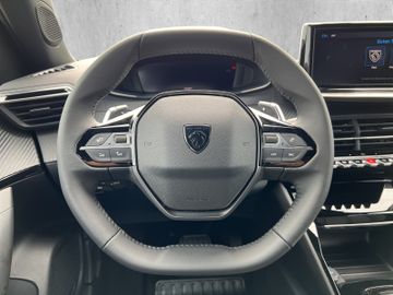 Peugeot 2008 Allure PureTech 130 EAT8 AWR SHZ CARPLAY