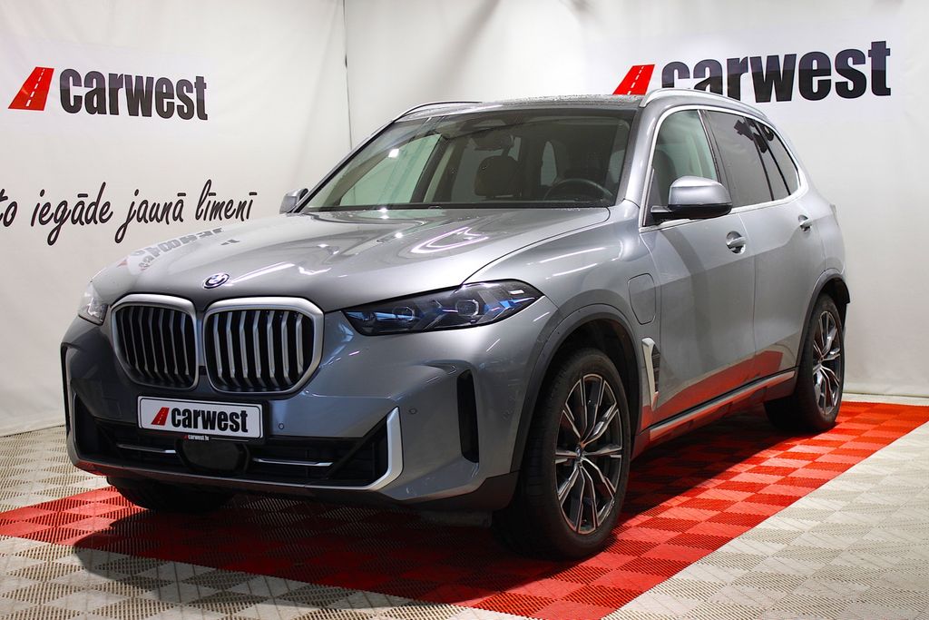 Image of BMW X5