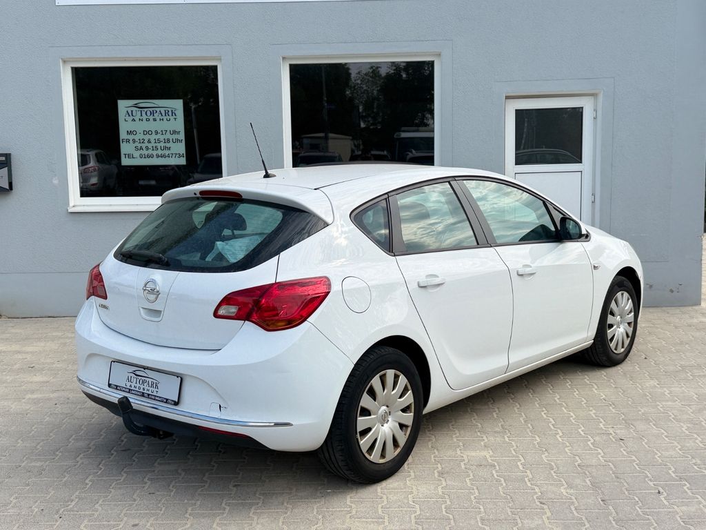 OPEL Astra – Bild 5 von 17