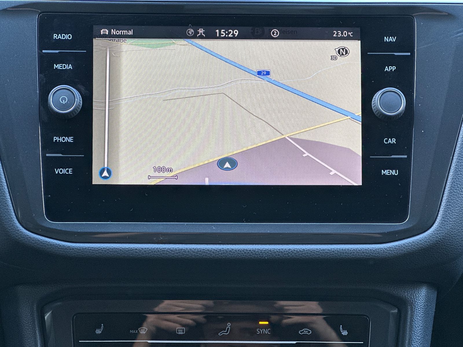 Fahrzeugabbildung Volkswagen Tiguan Allspace Life 4M NAV+LED+AHK+18ZO+ACC+PLA