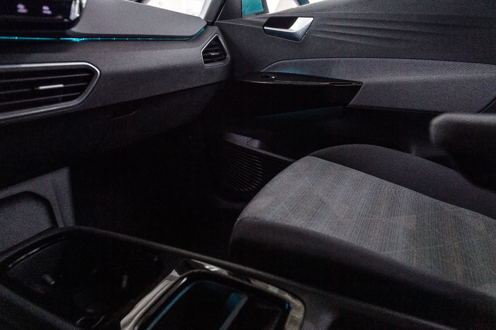 Fahrzeugabbildung Volkswagen ID.3 Pro Performance *LED*NAVI*ACC*SITZHEIZUNG*