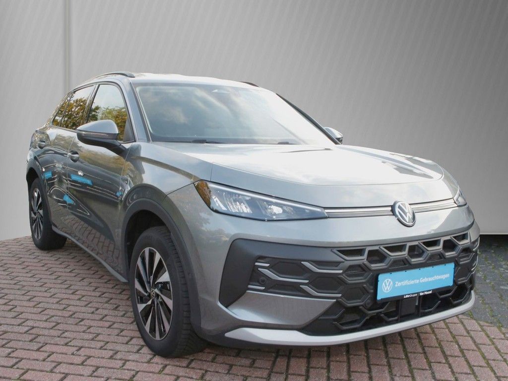 Volkswagen T-Roc 1.5 eTS DSG Life 17" ACC Navi SHZ LED imagem 3