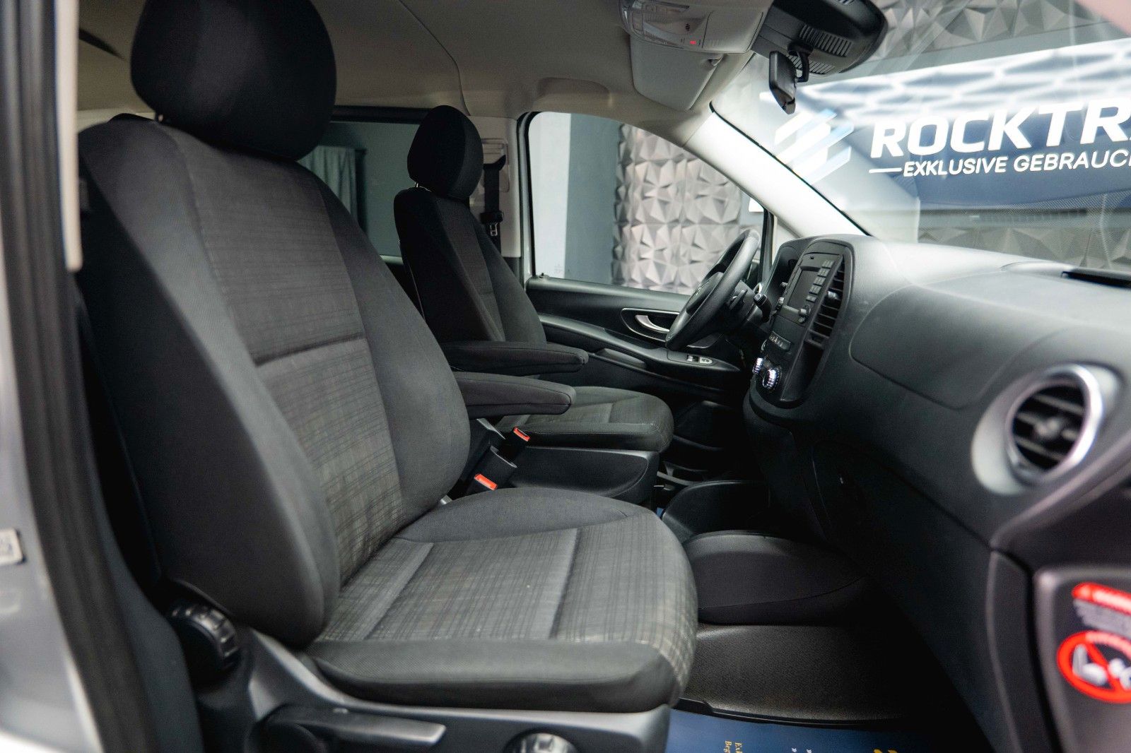 Fahrzeugabbildung Mercedes-Benz Vito Mixto 119 CDI 4MATIC kompakt *LED*Kamera*