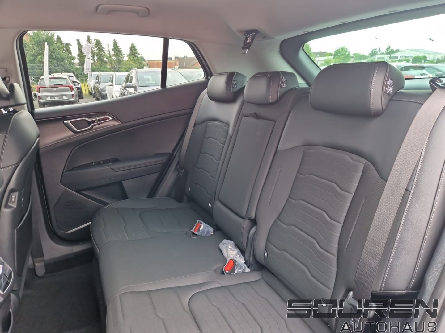 Fahrzeugabbildung Kia Sportage 1,6T DCT Allrad Privat Vision Komfort-P