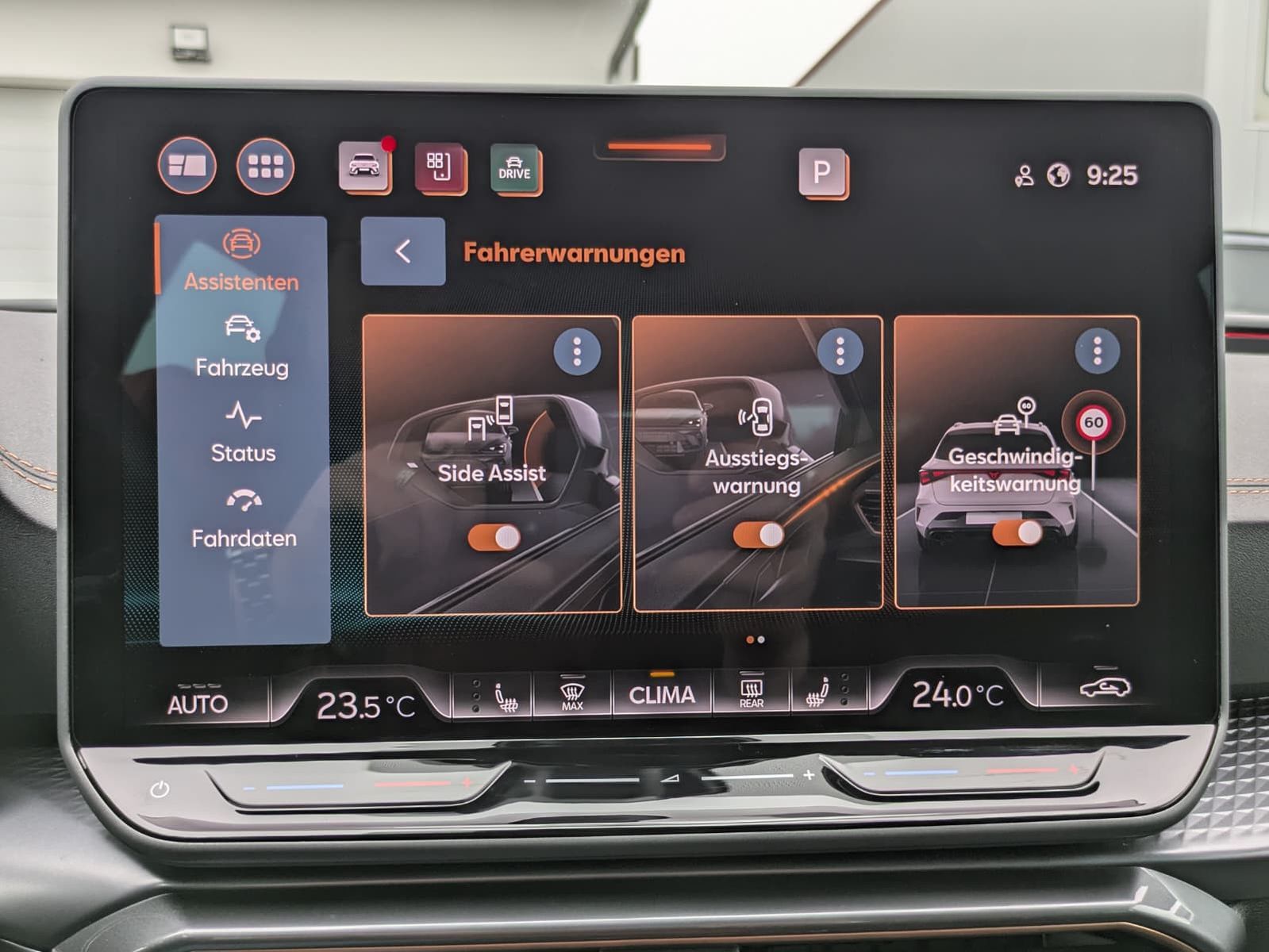 Fahrzeugabbildung CUPRA Leon 1.5 eTSI EDGE MATRIX*ACC*KAM*18"5JGARANTIE