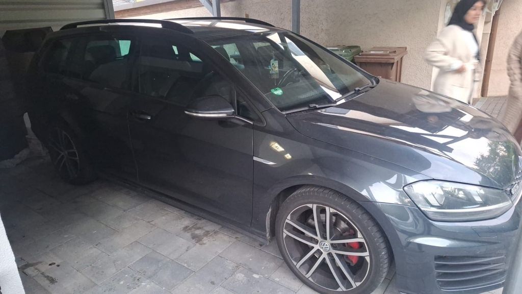 Image of Volkswagen Golf