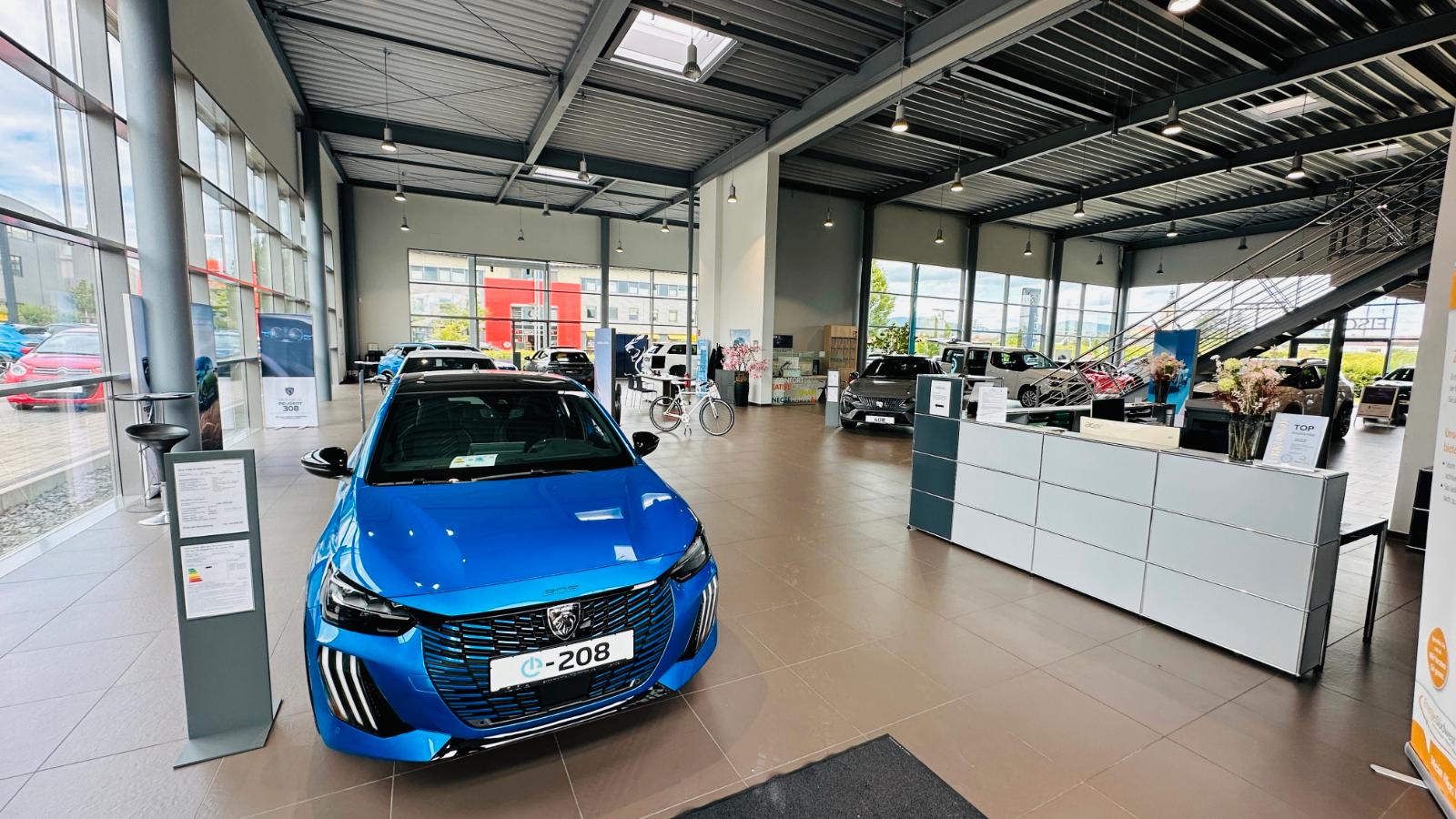 showroom-image-main
