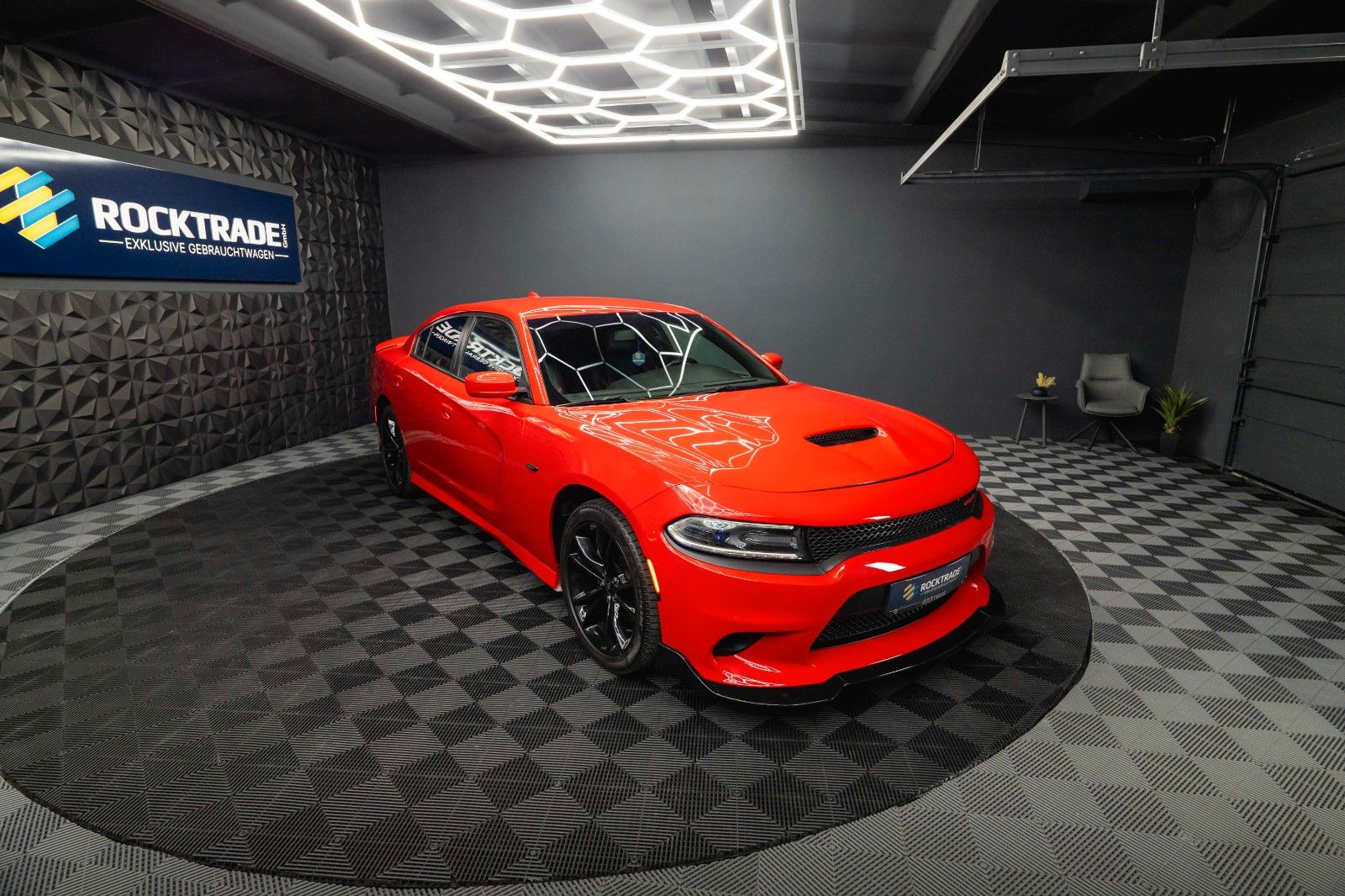 Fahrzeugabbildung Dodge Charger 3.6 FULL SRT Night Package *LED*Kamera*