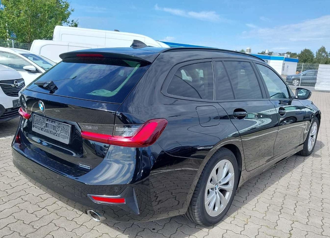 BMW 320 d Touring*LC-Prof,LED,Sportsitze,DAB,1te Hd., миниатюра 6