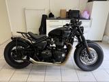 Triumph Bonneville Bobber Black - TRIUMPH BONNEVILLE BOBBER BLACK