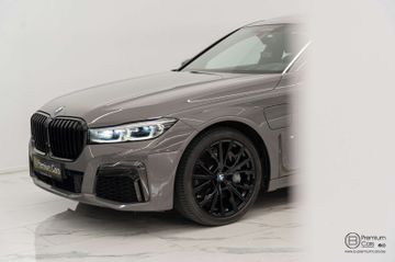 BMW 745 - 12
