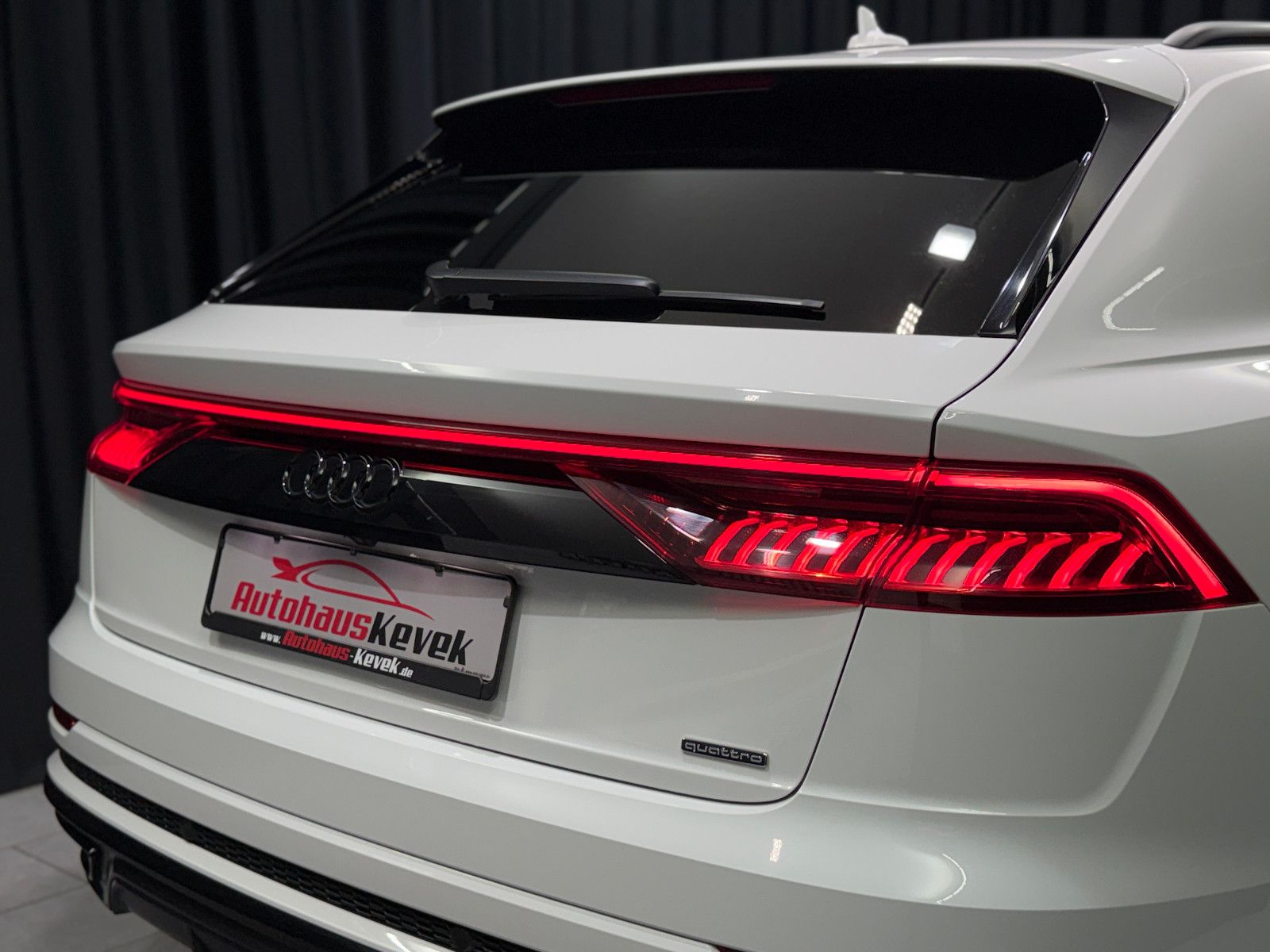 Fahrzeugabbildung Audi Q8 50 TDI quattro |MATRIX|AHK|LUFT