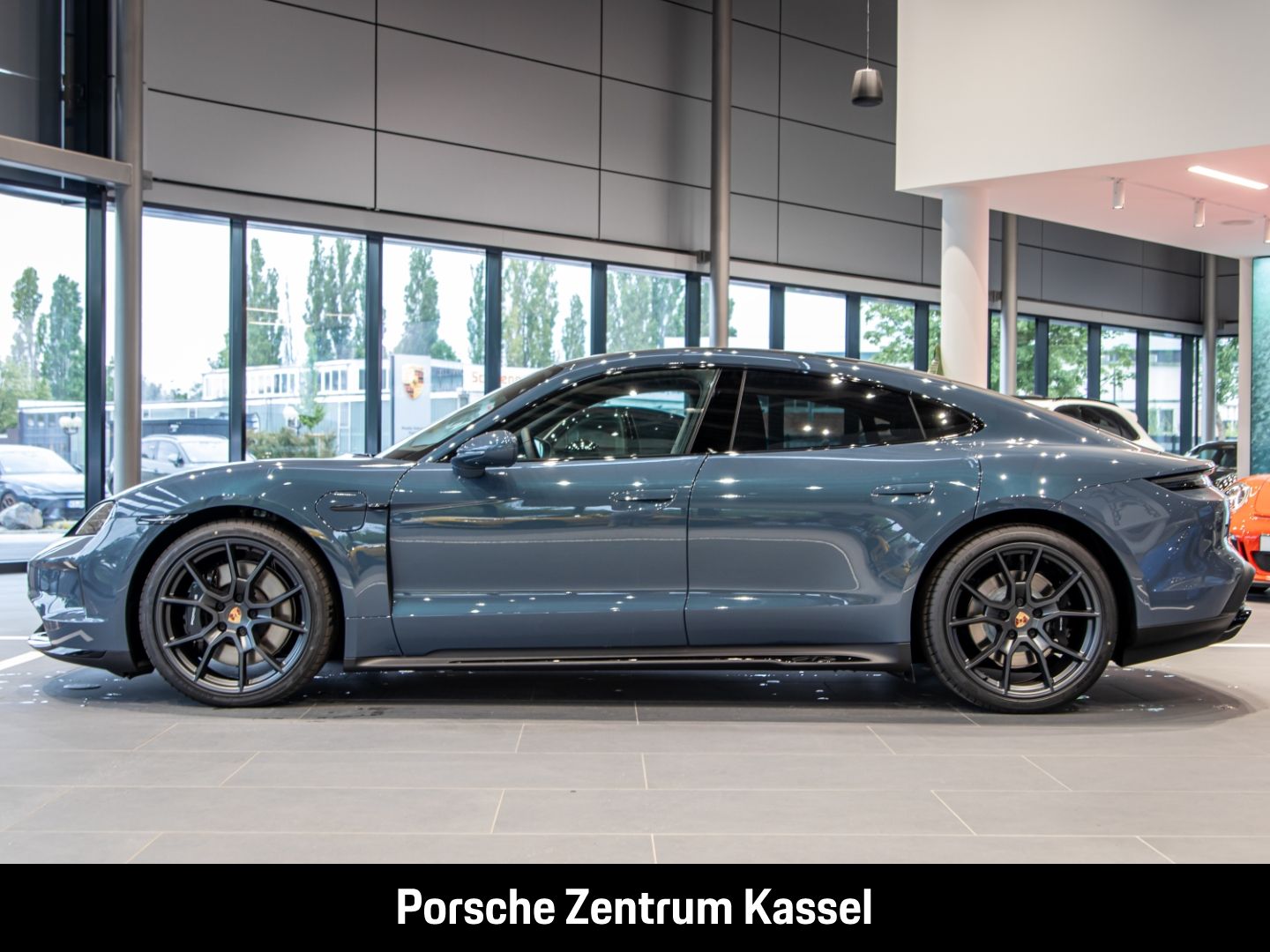 Porsche Taycan GTS InnoDrive HA-Lenkung Head-Up 21-Zoll imagem 2