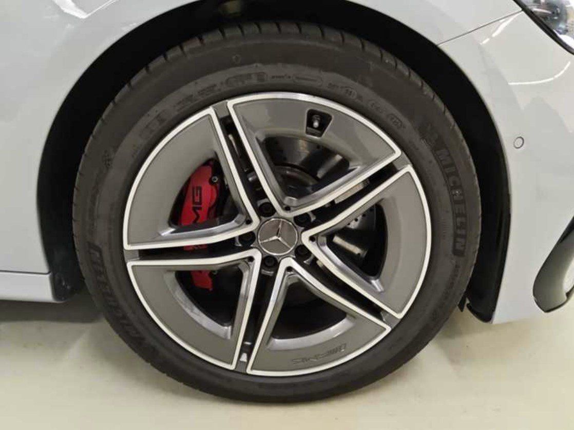 Fahrzeugabbildung Mercedes-Benz E53AMG Hyb Prem DYNAMIC+ FahrAssi HAL Pano Nappa