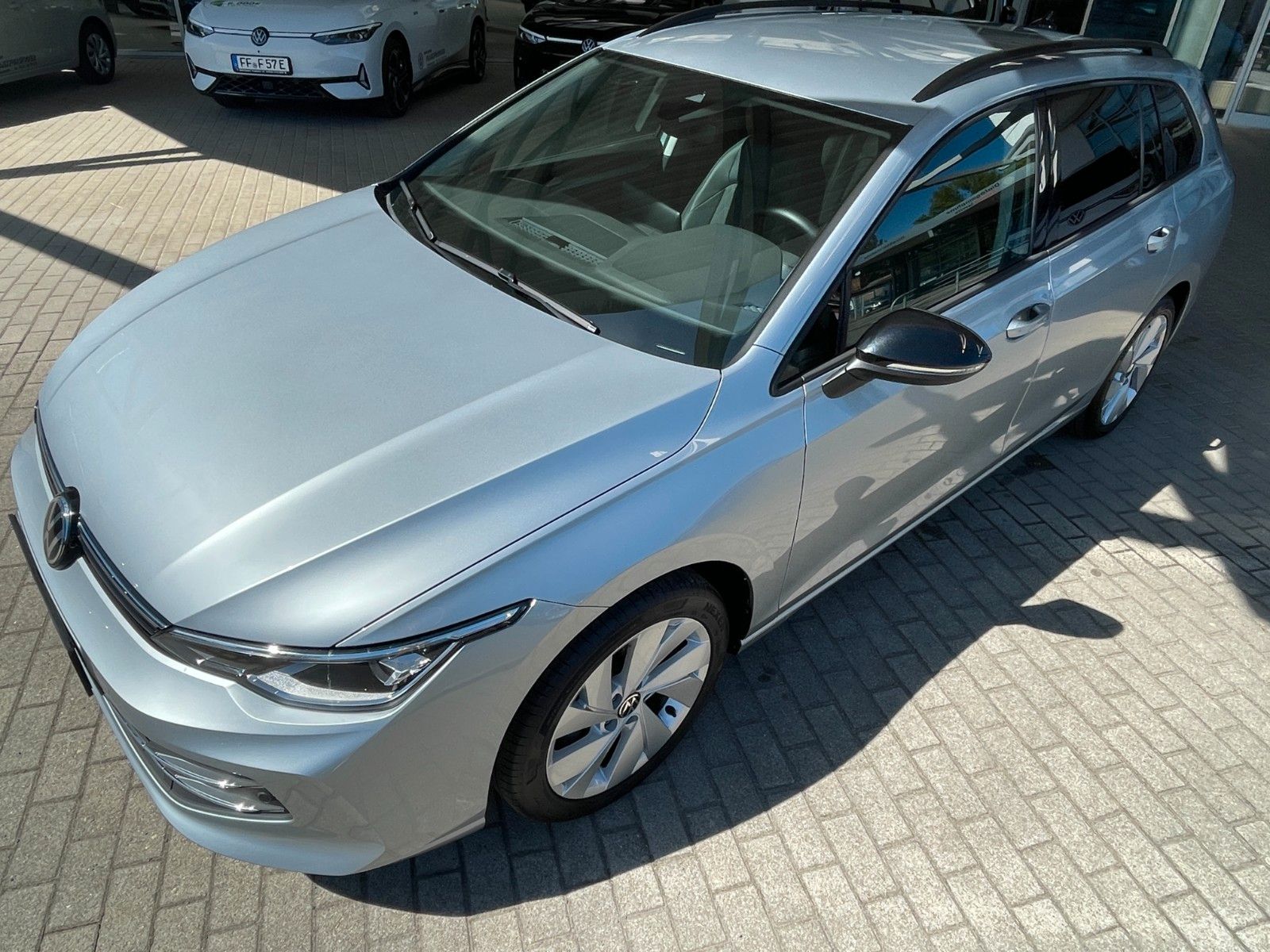 Volkswagen Golf 1.5 eTSI OPF 85kW DSG Goal Variant foto 4
