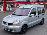 Renault Kangoo 1.5 dCi/70CV 5p. Luxe - Renault Kangoo aus 2006 mit Diesel-Antrieb