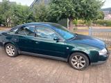 Audi A6 4B 2,4L V6 Schalter - Audi A6 aus 2000: 2.4
