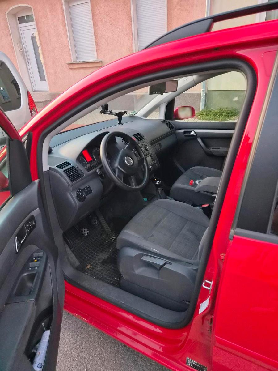 Volkswagen Touran 2005 — photo 5