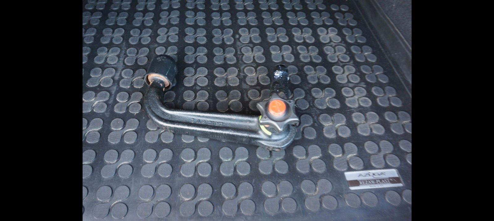 Fahrzeugabbildung Dacia Duster Adventure AHK,Scheckheft,Leder,LED,Navi