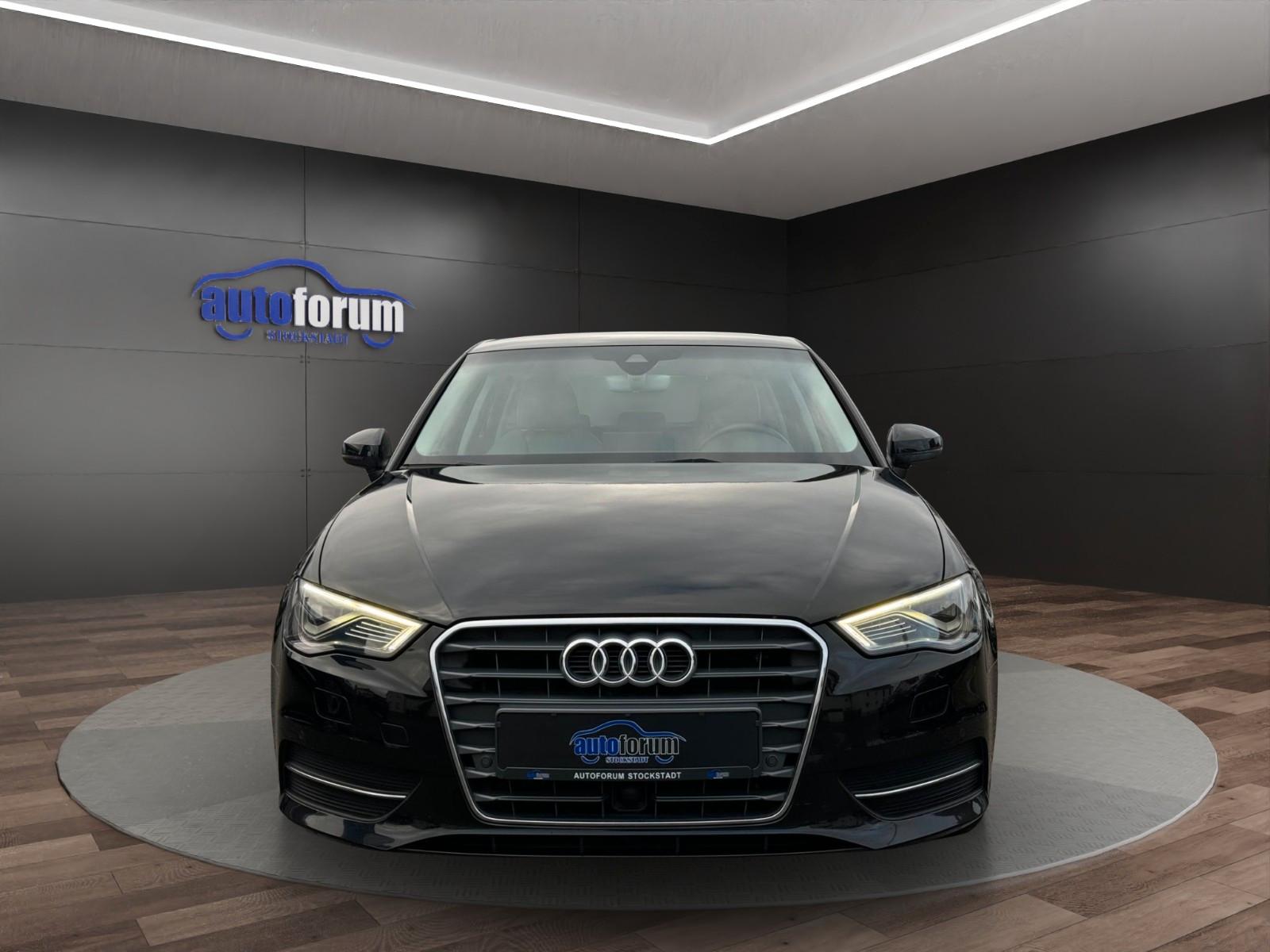 Audi A3 Sportback ambiente DSG°ACC°KAMERA°NAVI°LED