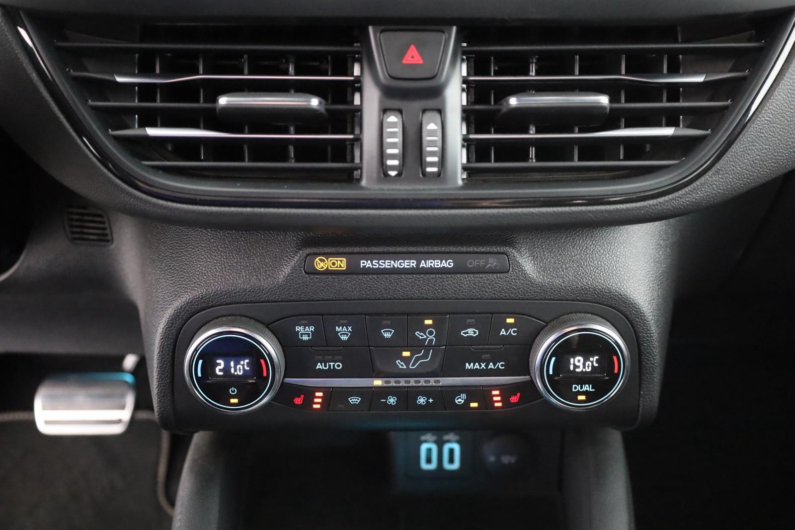 Ford Focus Turnier 2.3 EcoBoost ST LED Navi Kamera, миниатюра 12