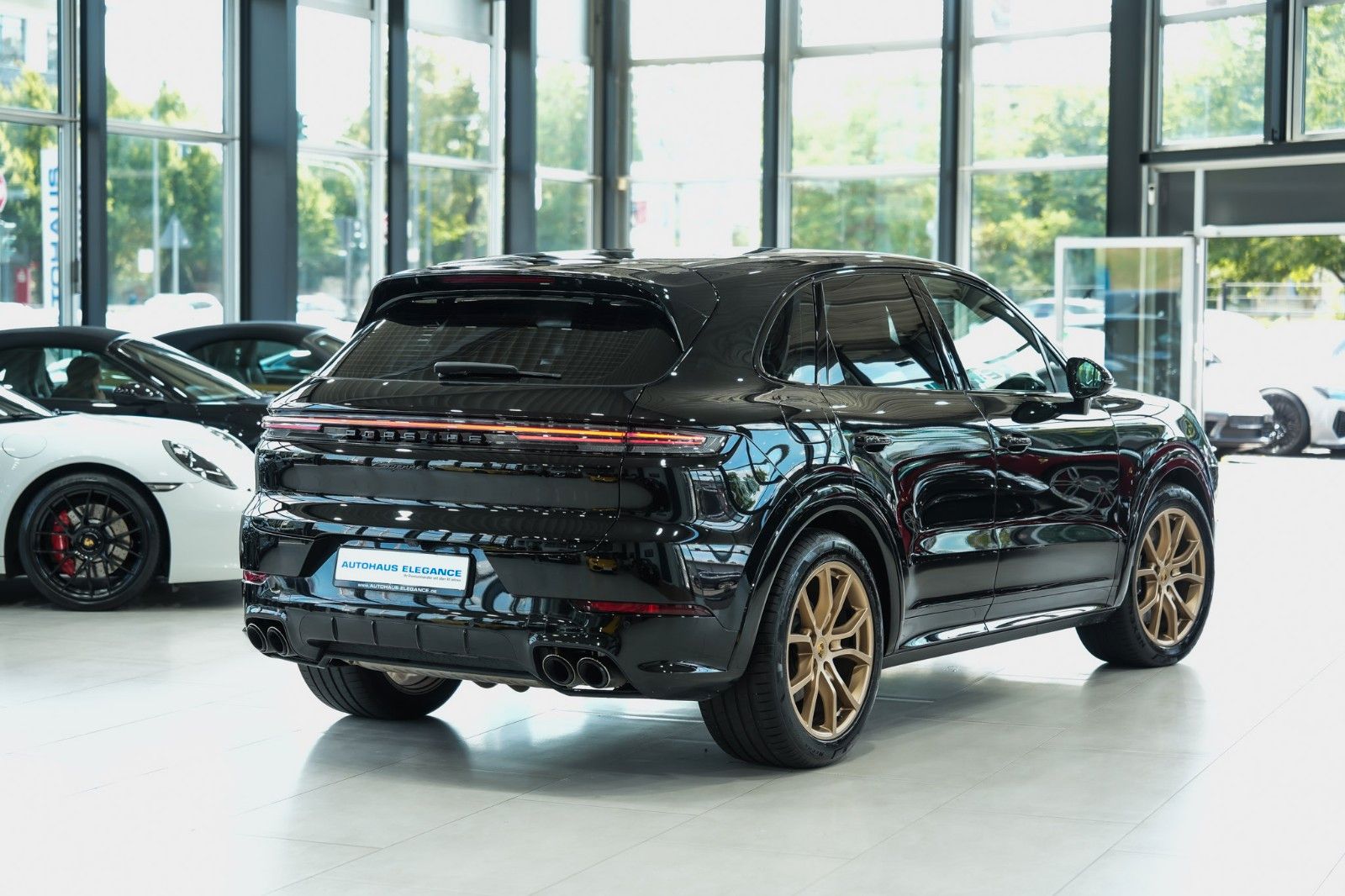 Porsche Cayenne S*SPORT-CHRONO*SPORT-ABGAS*18-WEGE*BOSE* foto 2
