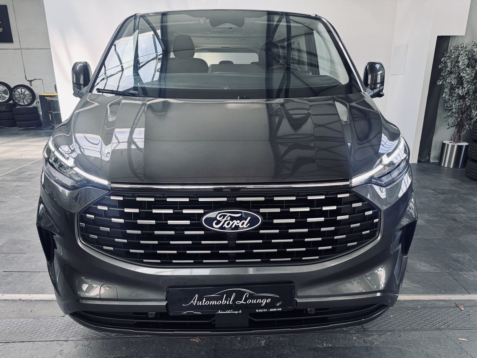 Ford Tourneo Custom 320 L2 Tourneo Titanium X / Leder foto 2