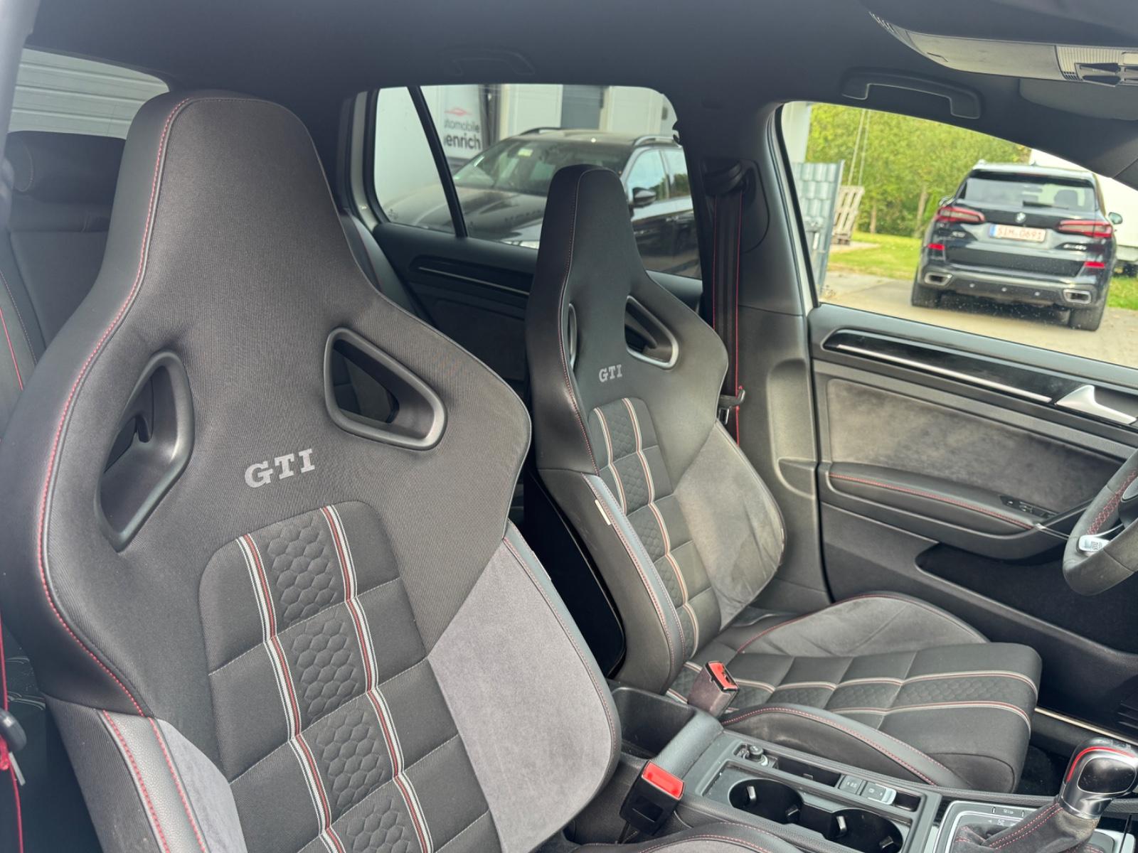 Volkswagen Golf VII 7 GTI Clubsport Recaro Schalensitze,ACC