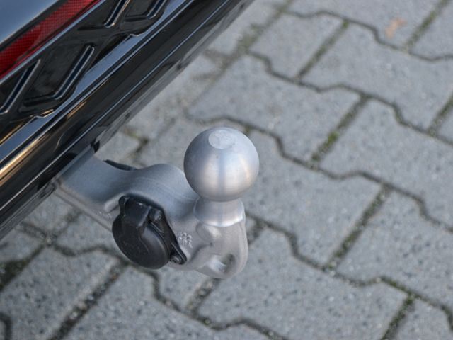 Tiguan 2.0 TDI DSG R-Line BLACK-STYLE/AHK/19-ZOL