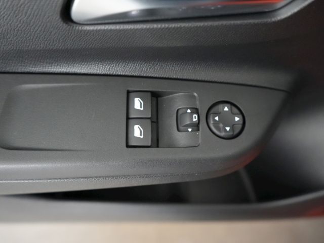 Corsa-e F EDITION 50kWH AT+KLIMAAUTOMATIK+KEYLES