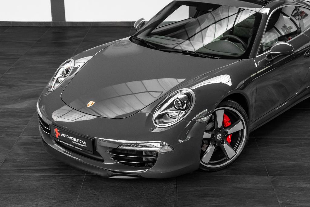 Porsche 991